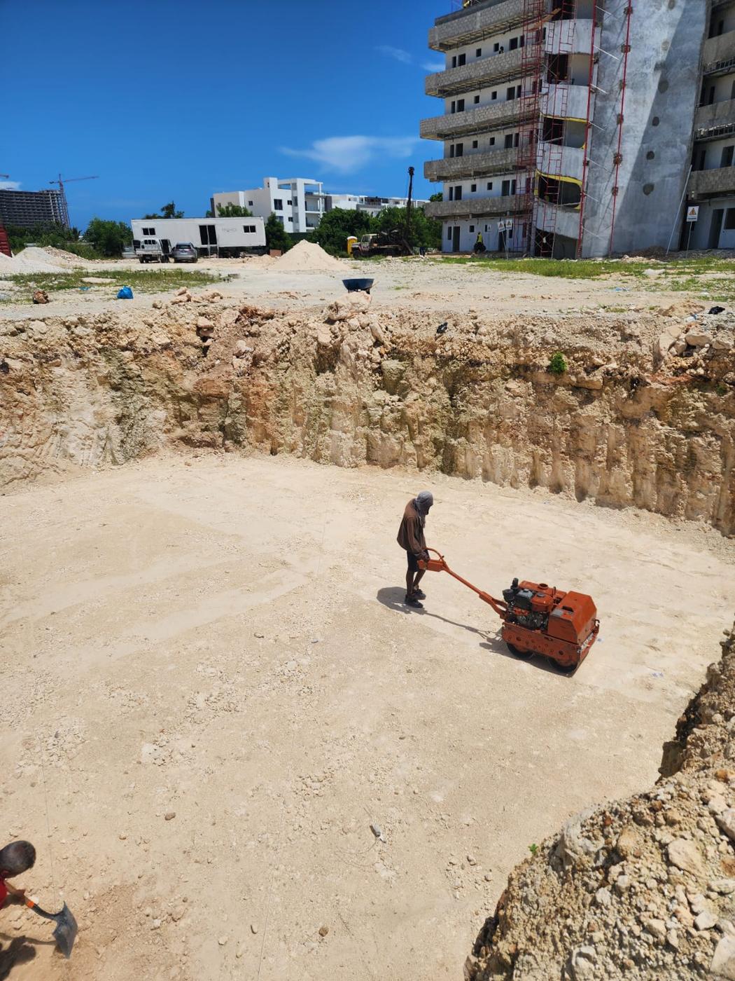 Excavación con compactación del fondo